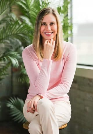 Dr. Amy Szajna
